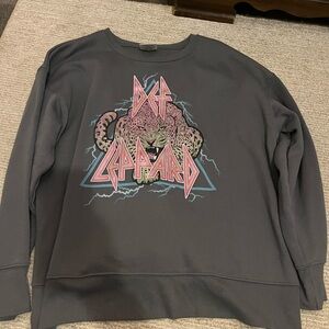 Graphic Women's Sweater - Gray